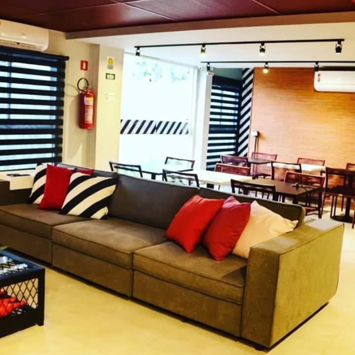 Artsy Vitoria Hostel Екстериор снимка