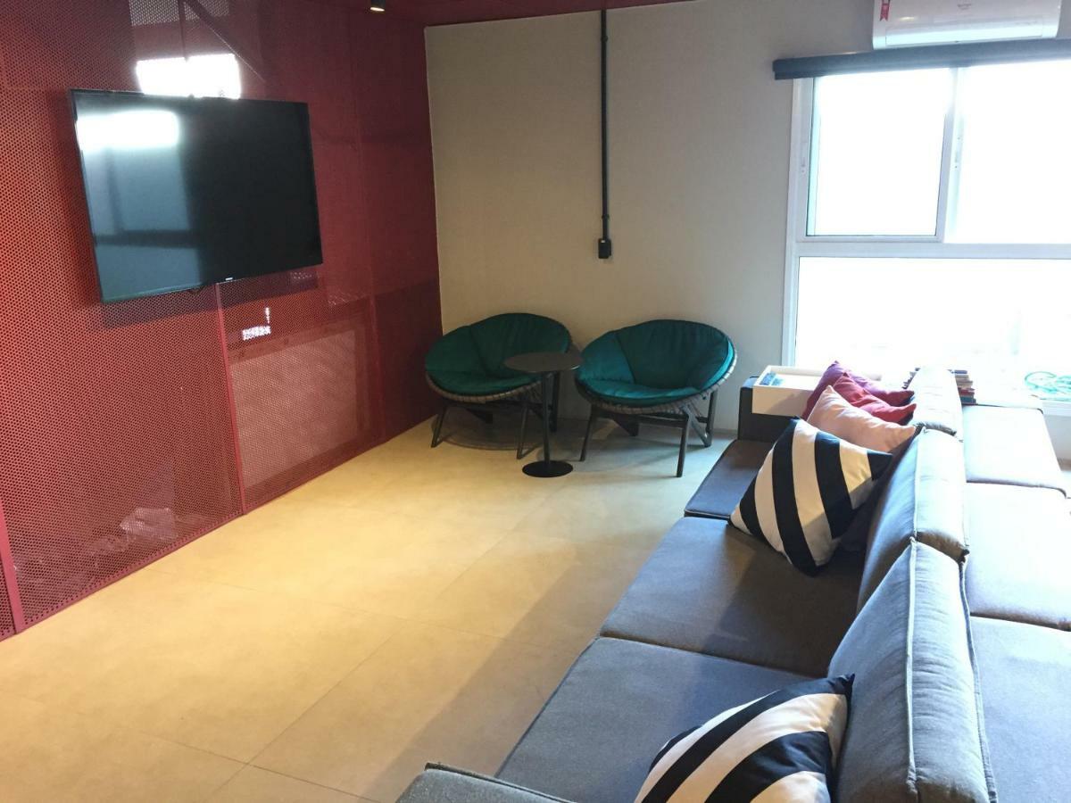 Artsy Vitoria Hostel Екстериор снимка