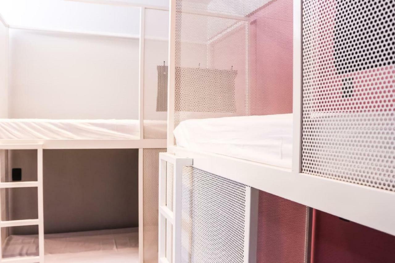 Artsy Vitoria Hostel Екстериор снимка